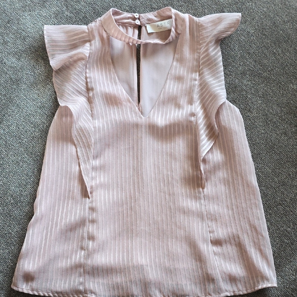 ASTR Blush Pink Flutter Sleeve Blouse